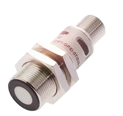 Image of Balluff BUS004Z proximity sensor with IO-Link connectivity