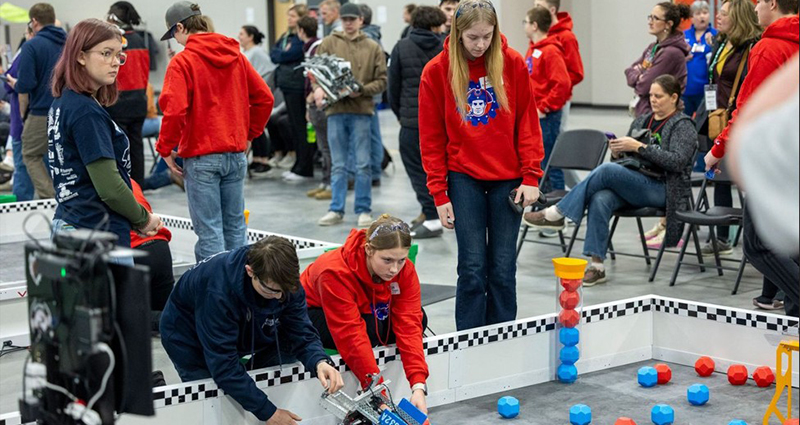 Image of DigiKey Hosts 200 Students for VEX V5 Robotics Competition