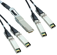 Imagen de los arneses de cables SFP28 y QSFP28 de TE Connectivity